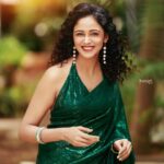 Subiksha Instagram - Dazzling @subikshaoffl for #chandramukhi2 promotions! 💚 . #chandramukhi2 from September.15th! @lycaproductions . Saree @hafsaaddotcom  Photography & retouch  @thivakar.photo