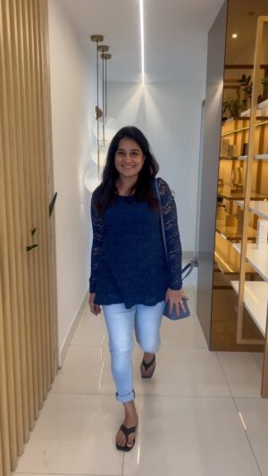 Sudeepa Pinky Instagram - Laser treatment for my legs @dermiqclinic 
@deepikanarra3