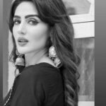 Sudeepa Singh Instagram - Eye contact is a dangerous thing, but so lovely. oh so lovely👀🖤