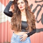 Sudeepa Singh Instagram - You da one that I dream about all day, you da one that I think about always."👀🖤