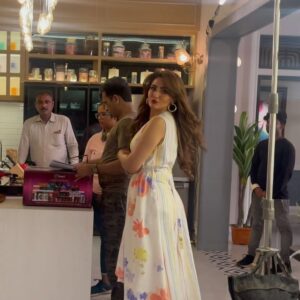 Sudeepa Singh Instagram - Dramatic me n my Set life….🎥🧿🔜