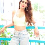 Sudeepa Singh Instagram - Summer is here!!!!💕💕super fun shoot with very talented @ibphotography27 and thank you @lovenlatte for such a pretty place!!