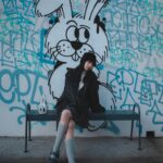 Suey Kwok Instagram – 晚上11點買了第二天早上9點半的機票
帶着五年前剩下的50000 Won 大概$300港幣安全抵達 ✈️✈️
表示十分興奮😄😄🐒