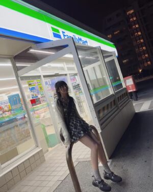Suey Kwok Instagram - days in Okinawa ☀️🌊🌊