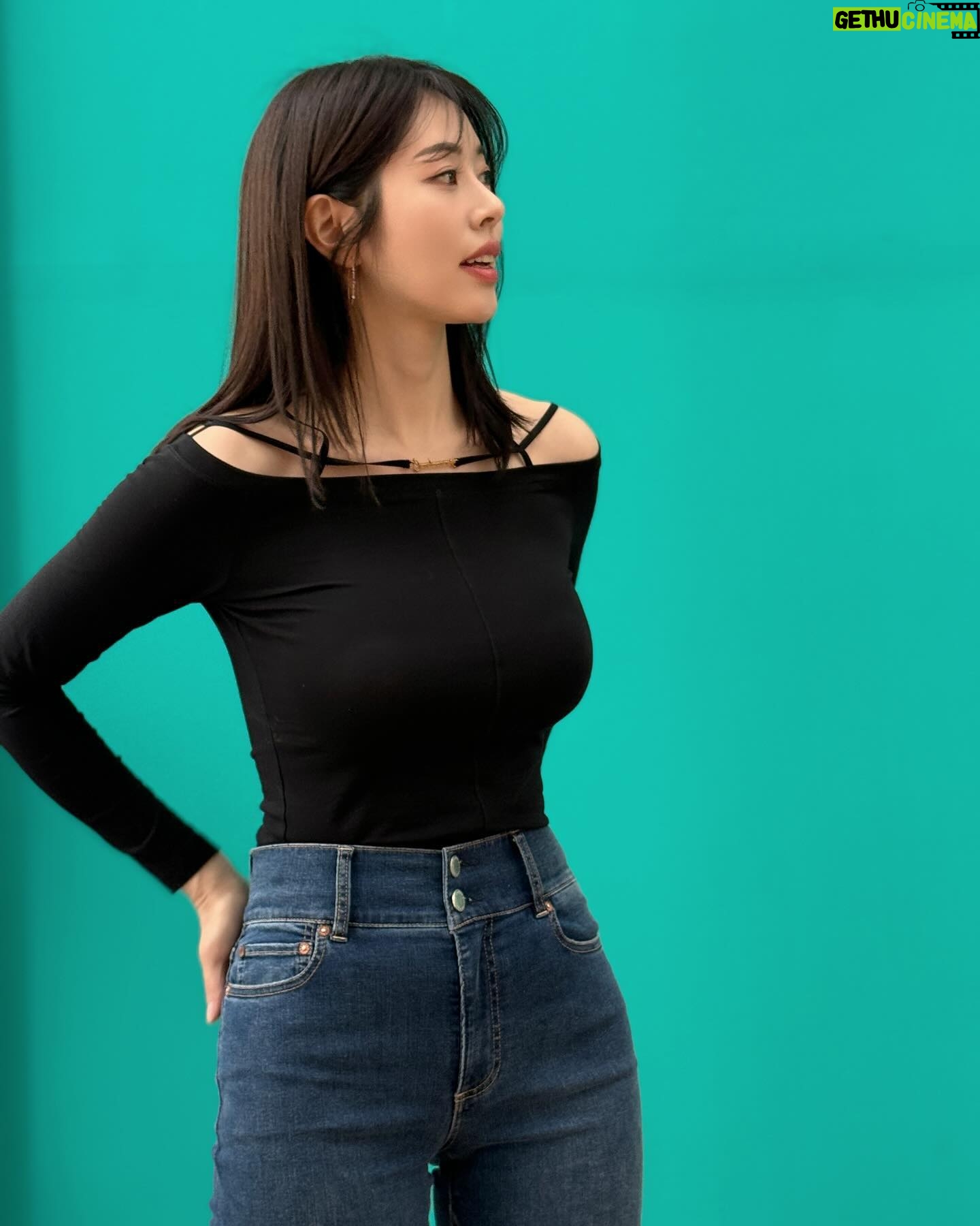 Suh Dong-joo - 8.2K Likes -