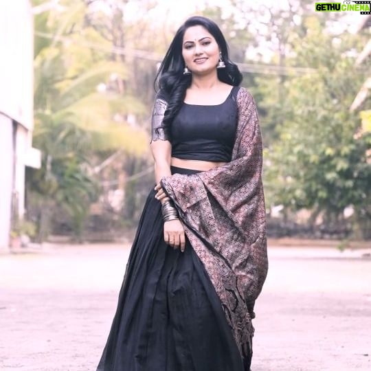 Suhasini - 6.5K Likes - నటనతో ఎందరో అభిమానులను సంపాదించుకున్న సుహాసిని.. ఇప్పుడు సూపర్ క్వీన్గా మరెంతో మంది హృదయాలను గెలుచుకోవడానికి సిద్ధమయ్యారు.
April 9th న premiere కాబోతున్న #SuperQueen2 ను #Zee5 లో miss అవ్వకుండా చూడండి!
@pradeep_machiraju @vidyuraman @mounikayadav.9 @priyankachowdary21 @anchorprashanthiofficial @esternoronhaofficial @suhasini_actress @pulsar_bike_jhansi @likitha_murthy_15 @jabardasth_pavithraa @anala.susmitha