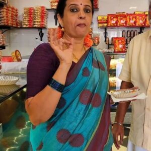Sujatha Babu Ramesh Instagram - வேற லெவல் Sweets And Snacks 🩷🩷🩷😍😍😍😍 கண்டிப்பா உங்க எல்லாருக்கும் பிடிக்கும் 🥰 #reels #reelsinstagram #reelsindia #reelsinsta #trendingreels #viral #womensday #youtube #youtuber #instagood #shortsvideo #shorts #short #saree #sareelove #sweets #snacks #musttry

For Bulk Orders - 9489041068

ADYAR - 9489041026
RA PURAM - 9489041024
MOGAPPAIR - 9489041025

OMR - 9384837148
Pallavaram - 9884844224
Porur - 9384837146
Mylapore - 9384837143
Madipakkam - 9384837136
KK Nagar - 9842901100
Anna Nagar - 9500078161
West Mambalam - 9994699936
Pallikaranai - 9384837147