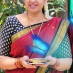 Sujatha Babu Ramesh Instagram - 🩷🩷கீரை வடை 🩷🩷 #instagram #reels #indianfood #insta #homemadefood #cooking #spinach #oil #youtube #youtuber #influencer #channel #evening #snacks #teatime #teatimesnack #business #advertisement #saree #sareelove #oilfood