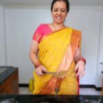 Sujatha Babu Ramesh Instagram - 😍😍😍😍 RAVA DHOSAI 😍😍😍 #reels #reelsinstagram #instagram #shorts #youtube #youtuber #influencer #video #viral #viralvideos #trendingreels #homemade #kitchen #southindian #cooking #dinner #breakfast #easy #simple #recepies