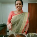 Sujatha Babu Ramesh Instagram – Instant நெல்லிக்காய் ஊறுகாய் 😍😍😍
#insta #reels #reelsinstagram #instareels #reelsindia #instagram #instagramreels #shorts #youtube #youtuber #youtubechannel #saree #sareelove #kitchen #cooking  #southindian #receipe #healthyfood #curdrice