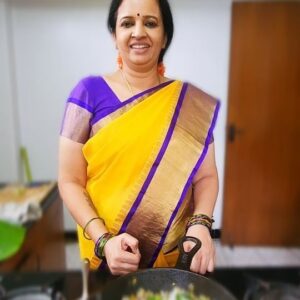 Sujatha Babu Ramesh Instagram - 😍வாழைத்தண்டு பொரியல் 😍#reels #instareels #reelsinstagram #shorts #shortvideo #youtube #youtubechannel #youtuber #youtubevideo #receipe #easy #southindianfood #food #meals #healthyfood #healthyrecipes