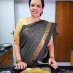 Sujatha Babu Ramesh Instagram – 😍Sweet Chappathi 😍 easy healthy tasty
#reels #reelsinstagram #instareels #reelsindia #shorts #youtube #youtuber #influencer #receipe #easy #healthyfood #sweet #wheat #evening #snacks #cooking #celebrity #homemade #homemadefood #kitchen #saree #sareelove #sareecollection