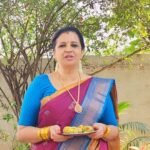 Sujatha Babu Ramesh Instagram - முந்திரி கொத்து 😍😍 நாகர்கோயில் ஸ்பெஷல் #reels #instareels #youtuber #instagram #shorts #influencer #trendingreels #shortsvideo #youtubechannel #cooking #easysnack #homemade #easy #simple #summer #holidays #saree #sareelove #kidsspecial #evening #teatime