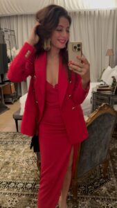 Sukhmani Sadana Instagram - Im soooo using this track for all my reels from now on!! Like all!!! Like even when it’s Christmas, Even though is not Xmas today, Even though my outfit may seem like it is 😜 #newfavtrack #diljitdosanjh #red #latergram #instagram #feelitreelit #reelitfeelit #reelkaro #reelsinstagram #reelsvideo #reels #reelkarofeelkaro #reel #reelvideo #reelvideo #reelinstagram #reelindia #sukhmanisadana #instagram #instagood #instalike #instareels #reels #reelsinstagram #explore #instadaily