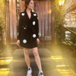 Sukhmani Sadana Instagram – Came home with ‘The Women Of Wonder’ Achievers Awards 2024 🏆 

Thanks @wowawards 🙏

Wearing my blazer dress by @officialjuhibengani 
Wardrobe styling by @auorstudio 

#wowachieversawards #wowachieversawards2024 #sukhmanisadana #writeractor #lionsclubofbombay #womenofwonderawards #womenofwonder2024 
#mumbai #india #womanpower #officialjuhibengani #auorstudio #blackblazerdress #award