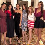 Sukhmani Sadana Instagram - 🎄 🧑‍🎄 #christmasdinner #makemerry #friendsthatlastalifetime #christmaseve #merrychristmas Missing a few in our pics @shivensurendranath @ritikajolly @adhirajsingh_j @vasudharungta @keithsequeira @soomarhaider