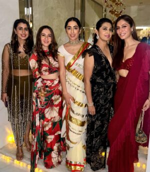 Sukhmani Sadana Instagram - Embracing my favourite colour in my all time favourite @chhavviaggarwalofficial chhavviaggarwalofficial ♥️ 

#latergram #indianwear #sari #friends #stitchedsaree #chhavviaggarwal #sukhmanisadana