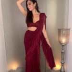 Sukhmani Sadana Instagram - Embracing my favourite colour in my all time favourite @chhavviaggarwalofficial chhavviaggarwalofficial ♥️ #latergram #indianwear #sari #friends #stitchedsaree #chhavviaggarwal #sukhmanisadana