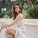 Sukhmani Sadana Instagram - PS : incase you didn’t notice, I touched my sole ;)