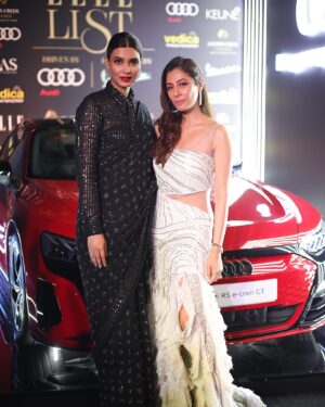 Sukhmani Sadana Instagram - Some of my fav peeps at the Elle List Awards 2023!

@audi @audiin @elleindia @tajlandsend @sukhmanisadana 

#anchor #host #ellelistawards2023 #redcarpet