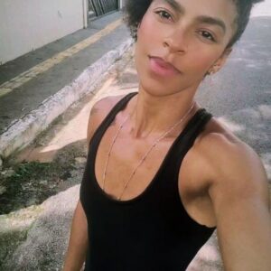 Sul Rosa Instagram - Vem deslizando🤩
.
.
.
.
.
.
.
.
.
.
.
.
.
.
#carnaval #vemdeslizando🎶🙈❣️🎵 #dançando #fitness #2023 #carnaval2023 #atleta #go #meninas #only #onlyfanspromo #vempromeumundo #samba #brasil #maravilhosa #gostosaa #foryoupage #black