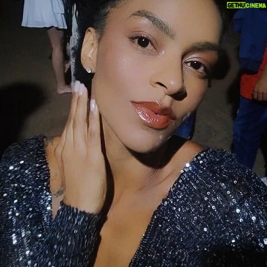 Sul Rosa - 267 Likes - 2⁰ noite da semana de moda oficial. Goiás Fashion Week.
.
.
@missdivaboutiqueof @goiasfashionweekoficial
.
.
#modafeminina #divas #modelos #belas #festa #noite #goiasfashionweek
