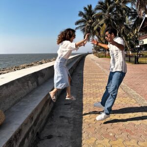 Sulagna Panigrahi Instagram - Celebrate this day by jumping into the arms of your loved ones and them jumping away from you💔 
#truelove

@biswakalyanrath