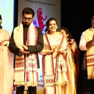 Sulagna Panigrahi Instagram - Such an honour to be felicitated at the #virtualinternationalodishaprabha2022 by Odia Samaj, held at New Delhi. 
We were felicitated for our show “VIDROHI” by hon’ble Union Minister for Education,Skill Development and Entrepreneurship Shri. Dharmendra Pradhan ( @dpradhanbjp )& Padma Bhushan Dr. Pratibha Ray. 
As an Odia I feel
Immense pride in being on stage with such eminent personalities from Odisha and have our work recognised and appreciated. 
The main reason for me to do this show was to showcase Odisha’s amazing history,culture & beauty on a national level. 
Hence, it will always be special. Thanks to our entire team for making this show possible. 

Jai Jagannath
 
@sinha.subrat @bodhi_sattvam @sharadmalhotra009 @hemalingle