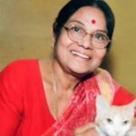 Sumalatha Instagram – ಕನ್ನಡದ ಹೆಸರಾಂತ ಹಿರಿಯ ನಟಿ ಡಾ.ಲೀಲಾವತಿ ಅವರ ನಿಧನದ ಸುದ್ದಿ ತೀವ್ರ ಆಘಾತ ತಂದಿದೆ. ದಕ್ಷಿಣದ ಸಿನಿಮಾ ರಂಗಕ್ಕೆ ಇದು ತುಂಬಲಾರದ ನಷ್ಟ. ಆರನೂರಕ್ಕೂ ಹೆಚ್ಚು ಸಿನಿಮಾಗಳಲ್ಲಿ ನಟಿಸಿದ್ದ ಲೀಲಾವತಿ ಅವರು ನಾನಾ ಭಾಷೆಗಳಲ್ಲಿ ನಟಿಸುವ ಮೂಲಕ ದಕ್ಷಿಣ ಯಶಸ್ವಿ ನಟಿಯಾಗಿದ್ದರು. ಅವರೊಂದಿಗೆ ನನಗೂ ಕಥಾನಾಯಕ ಸಿನಿಮಾದಲ್ಲಿ ಪಾತ್ರ ಮಾಡಲು ಅವಕಾಶ ಸಿಕ್ಕಿತ್ತು.
ಅಗಲಿಕೆ ನೋವನ್ನು ಭರಿಸುವಂತಹ ಶಕ್ತಿಯನ್ನು ಲೀಲಾವತಿ ಅವರ ಕುಟುಂಬಕ್ಕೆ ಮತ್ತು ಅಭಿಮಾನಿಗಳಿಗೆ ಭಗವಂತ ನೀಡಲಿ ಎಂದು ಪ್ರಾರ್ಥಿಸುವೆ.

#leelavati
