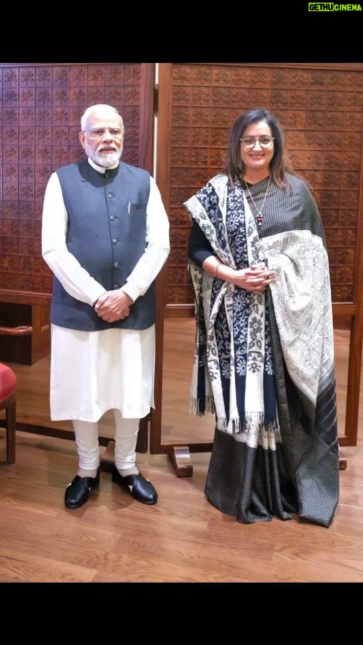 Sumalatha - 92.8K Likes - Heartfelt thanks to our hon'ble @pmoindia Shri Narendra Modi ji for taking out time amidst your hectic schedule to discuss important issues regarding the constituency of Mandya and my people. I am also thankful for your gracious words of encouragement & your most invaluable insights, which you have always imparted with utmost humility & respect . These moments will remain as an inspiration for me during my time in the service of the people and I am grateful for your guidance and wisdom . The fact that you are one of the worlds most popular leaders is indubitable, your remarkable vision for our country's future , the amazing leadership qualities you have always displayed, your unfailing and unwavering determination and grit to implement that very vision, from conception into reality is a benchmark for all future aspiring leaders of our great country. Without a doubt your administration & leadership will go down in history as one of the finest administrations,forever etched in the chronicles of our democracy.
As the last sessions of the 17th Lok Sabha are coming to an end , I look back in pride at my journey and It was indeed a privilege to have served as a Member of Parliament during your tenure, And I will take your parting words,
“We will continue to work together “
as a symbol of continued faith in my service of the great people of Mandya, Karnataka and our great nation .
On behalf of my esteemed constituents, karyakartas, my supporters and leaders ..
honourable prime minister,
thank you for your constant and steady Interest in the growth, development and betterment of my constituency of Mandya .
I sincerely look forward to working alongside your government in the service of our state and nation in the coming future.
@narendramodi @PMOIndia @BJP4India @BJP4Karnataka