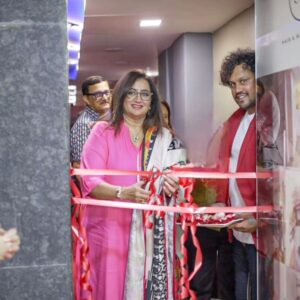 Sumalatha Instagram - At the inauguration of Radisson Blu's ( Atria Hotel earlier) 1st ever Hair and Nail Salon & Spa , @sskovolounge .  Amazing customised hair treatments & pedicures. Recommend it highly 👌