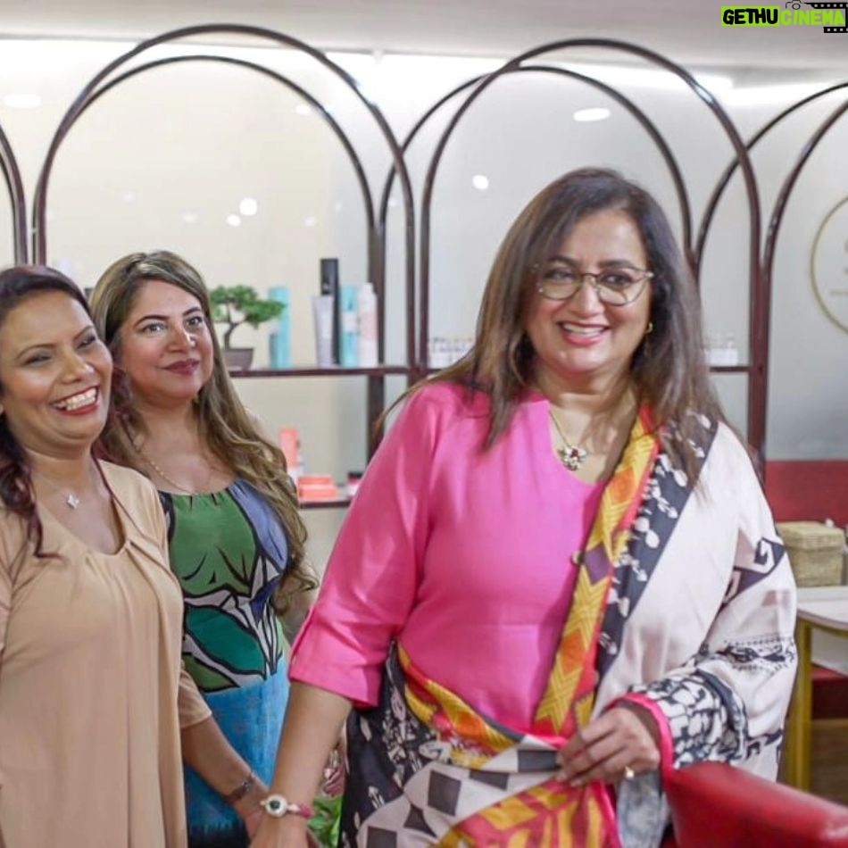 Sumalatha - 8.5K Likes - At the inauguration of Radisson Blu's ( Atria Hotel earlier) 1st ever Hair and Nail Salon & Spa , @sskovolounge . Amazing customised hair treatments & pedicures. Recommend it highly 👌