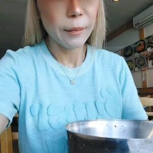 Sumi Jo Instagram - 첫 물냉!! #LosAngeles #CA #USA #nengmyun #selfie #Kfood #selfievideo #koreancuisine #Summer #Reels #SumiJo #먹방 #냉면 #Instagood #요리스타그램 #한식 #cooking #webstagram #추억 #유재하 #singerlife #singlelife ♡