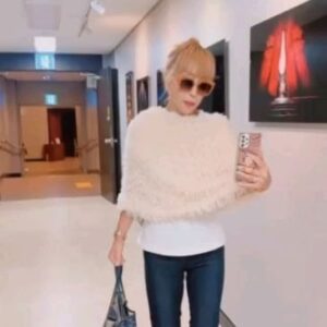 Sumi Jo Instagram - #퇴근 #LeaveWork
#Seoul ♥️

@seoul_arts_center @mini_love_park