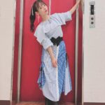 Sumire Uesaka Instagram - げつようび〜！ 皆さま、すこやかにお過ごしですか？ 昨日の「KING AMUSEMENT CREATIVE Anime Histoleap」 の想い出たちです！ アニリープ1周年、おめでとうございます！私の曲もこれからますます増えてくれたらうれしいなぁ…！ そして、お越しの皆さまと一緒に「パパのいうことを聞きなさい！」を観ながらコメンタリーをしましたっ！ パパ聞きですよっ！わああ！！ 初めてのレギュラー、初めての主演、初めてのキャラクターソング…とにかく、すべてがここから始まった、大切な作品です。そしてやっぱり、素敵なストーリー！色々思い出して…うるうるしてしまいました…！ また、「パパ聞き」のイベント、やりたいなぁ…！集まって、いろいろなこと、お話したいです…！ねっ！ 会場ではangelaのお二人にお会いできました！ スターチャイルドの残党は徹底的に戦うぞ〜！みたいなお写真お写真撮っていただきました！いつも素敵な先輩です！ それでは皆さま、今週もすこやかにまいりましょうねっ！ #上坂すみれ 衣装　@natsu_no_mizu ヘアメイク　@maaaaasahi0514