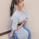 Sumire Uesaka Instagram - げつようび〜！ 皆さま、すこやかにお過ごしですか？ 昨日の「KING AMUSEMENT CREATIVE Anime Histoleap」 の想い出たちです！ アニリープ1周年、おめでとうございます！私の曲もこれからますます増えてくれたらうれしいなぁ…！ そして、お越しの皆さまと一緒に「パパのいうことを聞きなさい！」を観ながらコメンタリーをしましたっ！ パパ聞きですよっ！わああ！！ 初めてのレギュラー、初めての主演、初めてのキャラクターソング…とにかく、すべてがここから始まった、大切な作品です。そしてやっぱり、素敵なストーリー！色々思い出して…うるうるしてしまいました…！ また、「パパ聞き」のイベント、やりたいなぁ…！集まって、いろいろなこと、お話したいです…！ねっ！ 会場ではangelaのお二人にお会いできました！ スターチャイルドの残党は徹底的に戦うぞ〜！みたいなお写真お写真撮っていただきました！いつも素敵な先輩です！ それでは皆さま、今週もすこやかにまいりましょうねっ！ #上坂すみれ 衣装　@natsu_no_mizu ヘアメイク　@maaaaasahi0514