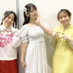 Sumire Uesaka Instagram - にちようび！ 本日はAnimeJapan2024に参加してきました〜っ！ 「君のことが大大大大大好きな100人の彼女」 「時々ボソッとロシア語でデレる隣のアーリャさん」 「甘神さんちの縁結び」 ステージにそれぞれ出演させていただきましたっ！ どのステージも会場、配信にてたくさんの方に楽しんでいただけてとてもうれしいですっ！ 改めまして、皆さまありがとうございました〜っ！ 会場を歩いていたら「機動戦士ガンダムSEED FREEDOM」のパネルに遭遇してお写真を撮れましたよっ！わぁい！！ あとキングレコードの黄色い獣！ AnimeJapanは1日めぐっていたい楽しいイベントです…！ 明日またこのあとのイベントお写真も載せますねっ！ それでは皆さま、すこやかにおやすみなさいませ〜っ！ 衣装　@natsu_no_mizu ヘアメイク　@maaaaasahi0514