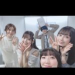 Sumire Uesaka Instagram - にちようび！ 本日はAnimeJapan2024に参加してきました〜っ！ 「君のことが大大大大大好きな100人の彼女」 「時々ボソッとロシア語でデレる隣のアーリャさん」 「甘神さんちの縁結び」 ステージにそれぞれ出演させていただきましたっ！ どのステージも会場、配信にてたくさんの方に楽しんでいただけてとてもうれしいですっ！ 改めまして、皆さまありがとうございました〜っ！ 会場を歩いていたら「機動戦士ガンダムSEED FREEDOM」のパネルに遭遇してお写真を撮れましたよっ！わぁい！！ あとキングレコードの黄色い獣！ AnimeJapanは1日めぐっていたい楽しいイベントです…！ 明日またこのあとのイベントお写真も載せますねっ！ それでは皆さま、すこやかにおやすみなさいませ〜っ！ 衣装　@natsu_no_mizu ヘアメイク　@maaaaasahi0514