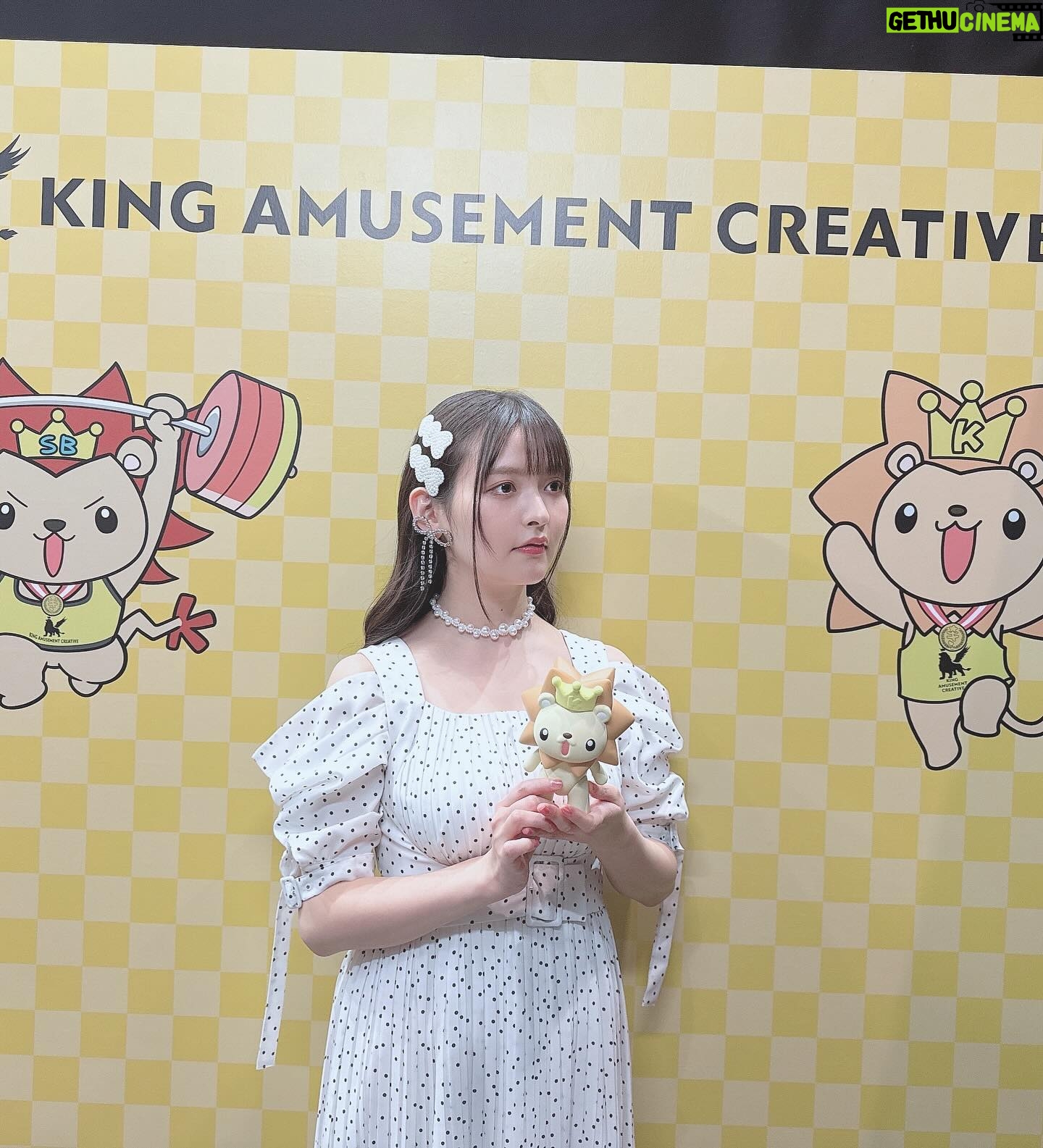 Sumire Uesaka Instagram - にちようび! 本日はAnimeJapan2024に参加してきました〜っ! 「君のことが大大大大大好きな100人の彼女」 「時々ボソッとロシア語でデレる隣のアーリャさん」 「甘神さんちの縁結び」 ステージにそれぞれ出演させていただきましたっ! どのステージも会場、配信にてたくさんの方に楽しんでいただけてとてもうれしいですっ! 改めまして、皆さまありがとうございました〜っ! 会場を歩いていたら「機動戦士ガンダムSEED FREEDOM」のパネルに遭遇してお写真を撮れましたよっ!わぁい!! あとキングレコードの黄色い獣! AnimeJapanは1日めぐっていたい楽しいイベントです…! 明日またこのあとのイベントお写真も載せますねっ! それでは皆さま、すこやかにおやすみなさいませ〜っ! 衣装 @natsu_no_mizu ヘアメイク @maaaaasahi0514