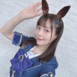 Sumire Uesaka Instagram - にちようび〜！ 皆さま、すこやかにお過ごしですか？ 劇場版「ウマ娘 新時代の扉」いよいよ公開がスタートしました〜っ！ 早速ご覧くださった皆さま、ありがとうございますっ！！ アグネスタキオンというキャラクターに出逢えたこと、そして劇場版という最高の舞台で走る彼女を演じられること、あらためて感謝しております。 ぜひぜひ、映画館のスクリーンを疾り抜ける彼女たちの生き様、叫び、本能の呼び声に…出逢ってください！ 前に足を出すんだ…悩む暇なんてないっ！ 初日舞台挨拶のときのお写真たちっ！ バタバタでしたが撮れてよかった〜っ！ 映画の感想もぜひ聞かせてくださいねっ！ それでは皆さま、すこやかな日曜日をお過ごしくださいませ〜！ #ウマ娘