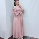 Sumire Uesaka Instagram - きょうから夜あそびです！！！ せりこさーん！！わーい！！ たのもしーい！！ありがとうー！！！！ 衣装　@stylist_tanakaayumi ヘアメイク　@yumikasawanishi