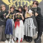 Sumire Uesaka Instagram - もくようび〜！ 朝〜！おっはようございます！ 皆さま、今週もすこやかにお過ごしでしょうか？ エックスには投稿していましたが、私は舞台「サイボーグ009」を観劇したり、ポッケのゆりさんと東京競馬場に行ったり、カレー機関で提督とRanger!したりと、お仕事以外もすこやかハッピーな週末を過ごしたりしておりました！ 競馬場のごはんがまた、美味しいのですよね…！！ そして、まだ載せていなかったキンスパ2日目のお写真たちです〜っ！ あらためて…すごい二日間だったなぁ…！ 想い出、たくさんできましたっ！またこうして、キンスパメンバーの一員としてステージに立てる日がきますように…！ 皆さま、ありがとうございましたっ！ それでは本日も、すこやかにまいりましょうねっ！ #上坂すみれ