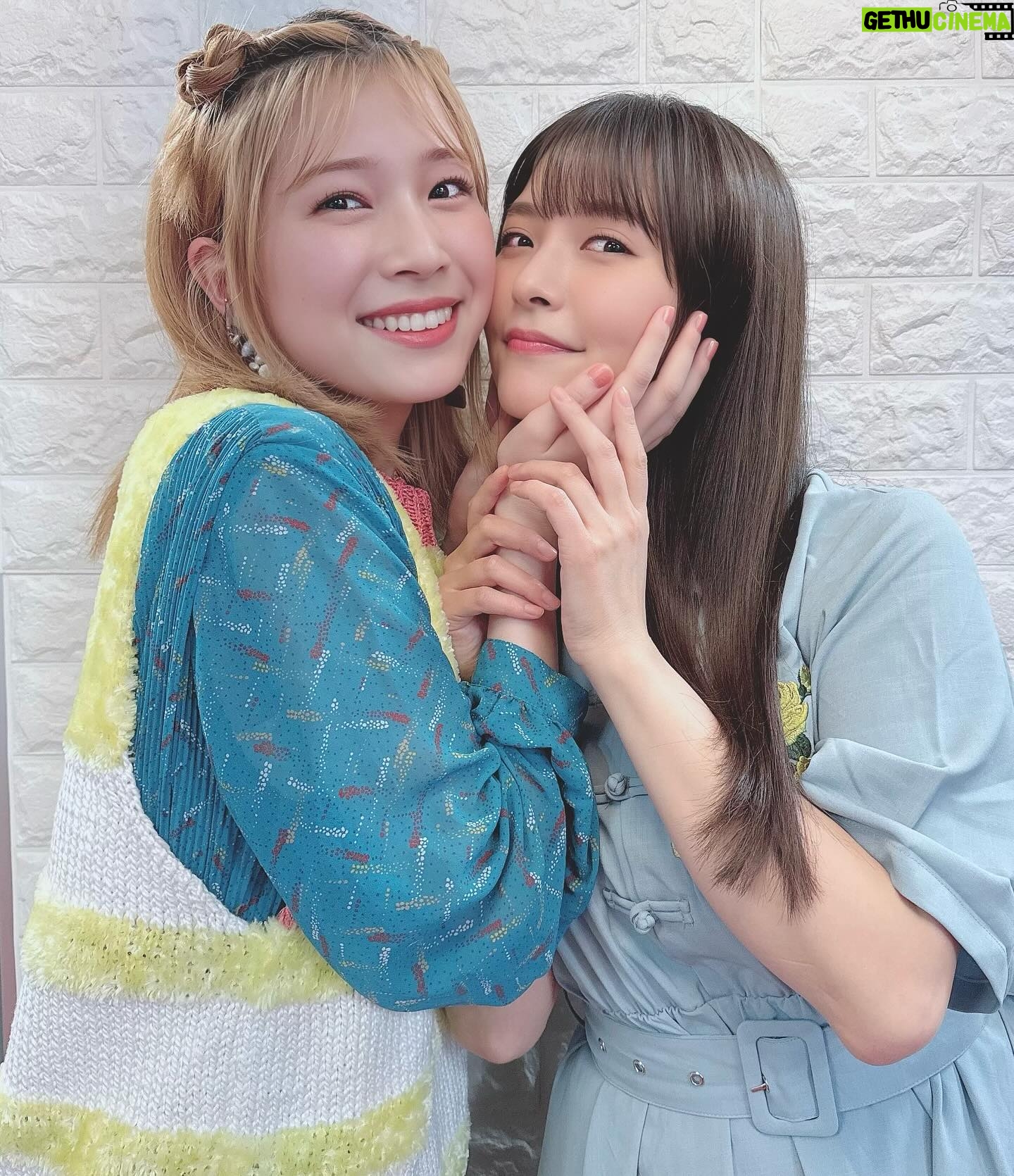 Sumire Uesaka Instagram - にちようび〜! 皆さま、いかがお過ごしでしょうか? 昨日は「おまえがねるまで」非公開録音イベントでしたっ!! お越しくださった皆さま、ありがとうございました〜っ! お昼はみかこしさん、夜はよしのさんをお迎えして、とっても自由すぎる非公開なイベントになりました!!楽しすぎました〜!ひぃひぃ…(`°ω°´) またおまねるのイベントが開催できますように!!そのときは果たして収録できるのかどうか…?!いったい…! それでは皆さま、すこやかにお過ごしくださいねっ! #上坂すみれ