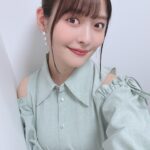 Sumire Uesaka Instagram - かようび〜！ 夜あそびですよ〜！！ せりこさんハウスにこの前遊びにいってきましたよ…！！うふふふふふ…！！！！！ 皆さま、今週もすこやかにまいりましょう〜！！ #声優と夜あそび 衣装　@stylist_tanakaayumi ヘアメイク　@ri_sa_ku_ra_