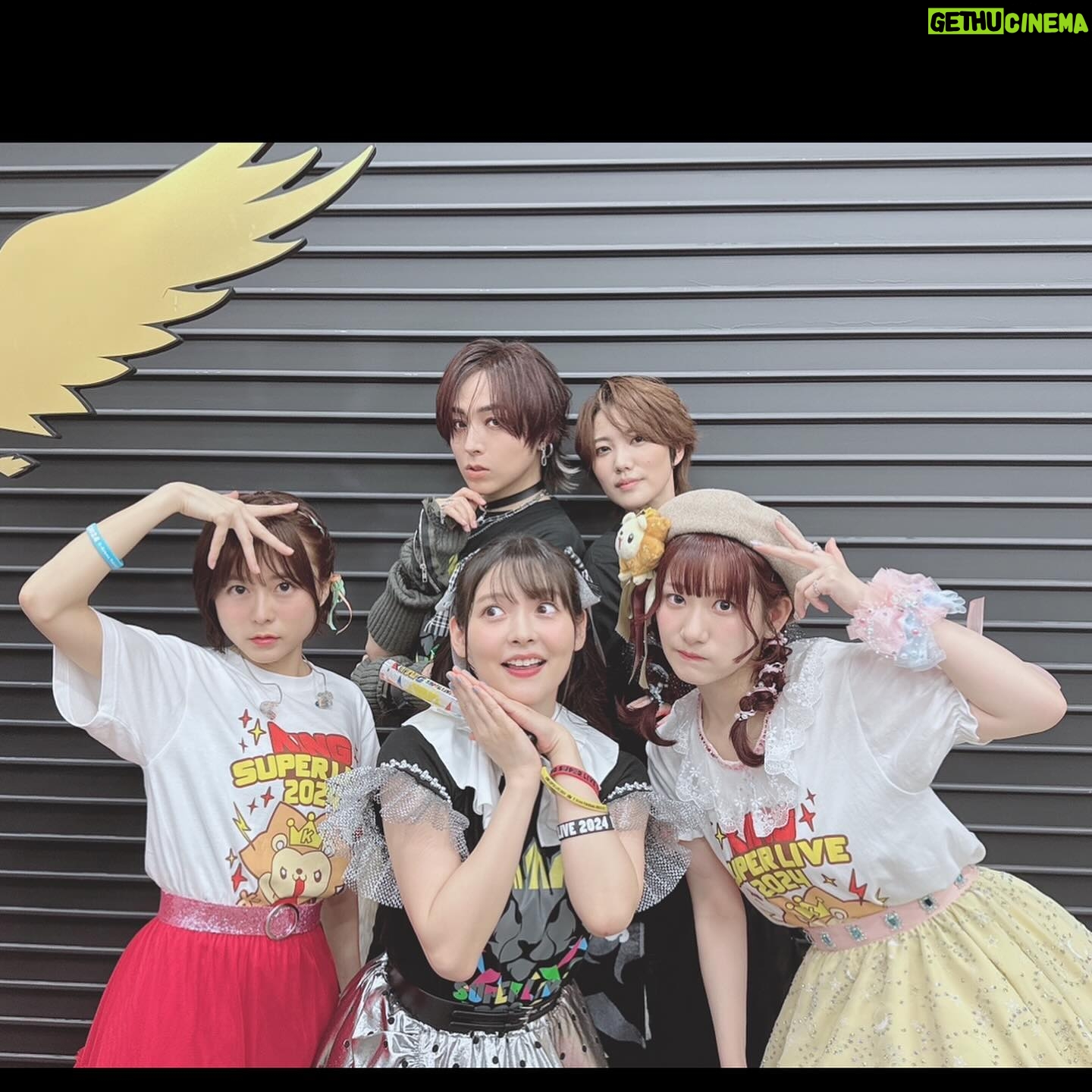 Sumire Uesaka Instagram - にちようび〜! まもなく!キンスパ2日目がスタートしますっ!! 1日目に撮った想い出お写真たちっ! 本当にキンスパはすごい…すごい空間です!! 歴史的で空前絶後すぎる空間を皆さまと共有できること、あらためて嬉しく思いますっ! そして本日来られる皆さま、何卒よろしくお願いいたします!楽しい時間を過ごしましょう〜っ!! それではみなさま、すこやかで楽しい日曜日をお過ごしくださいねっ! #キンスパ