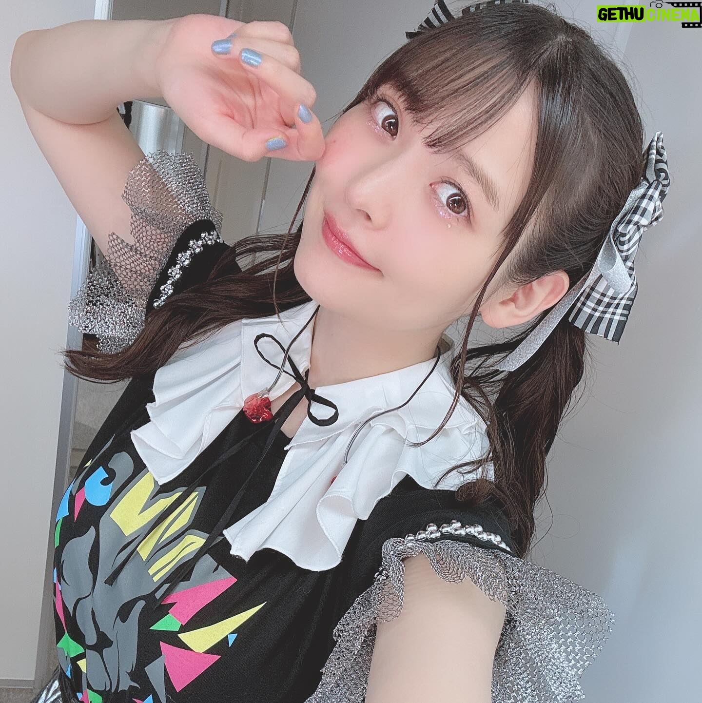 Sumire Uesaka Instagram - にちようび〜! まもなく!キンスパ2日目がスタートしますっ!! 1日目に撮った想い出お写真たちっ! 本当にキンスパはすごい…すごい空間です!! 歴史的で空前絶後すぎる空間を皆さまと共有できること、あらためて嬉しく思いますっ! そして本日来られる皆さま、何卒よろしくお願いいたします!楽しい時間を過ごしましょう〜っ!! それではみなさま、すこやかで楽しい日曜日をお過ごしくださいねっ! #キンスパ