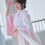 Sumire Uesaka Instagram - 「ディア・パンタレイ」リリースイベント、東京も無事終了いたしました〜！ あらためて、お越しくださった皆さま、行きたかった…！と念を送ってくれていた皆さま、ありがとうございますっ！ お箸をお渡しするのって縁起がいいんですね〜！新年度のみんなもすこやかになれますように！！念っ！！ 今回のリリースイベントは和風シリーズなお衣装でお届けしました！春らしいピンクのお衣装、あったかい今日にぴったりですな！ 大阪でたこ焼き食べそこねたのを思い出したので、たこ焼き、食べます！！ぜったい！！ それでは皆さま、すこやかな日曜日をお過ごしくださいませ〜っ！！ #上坂すみれ 衣装　@natsu_no_mizu ヘアメイク　@yumikasawanishi