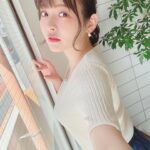 Sumire Uesaka Instagram - きんようび〜！ 皆さま、今週も一週間おつかれさまでしたっ！ そして5月よさようなら〜！！ 五月病にも負けないあなたは超！えらーい！！ 負けてもいいんだよ〜！！ 載せそびれなお写真がたくさんあることに気づいたので、ぼちぼち載せてゆきますねっ！ これは「闇鍋」を作った日のお写真です⌒°( ´∀`)°⌒ 私はきのこ鍋が好きですぞ！菌よ今夜もありがとう〜！ それではみなさま、すこやかな金曜日を過ごしましょうねっ！ #上坂すみれ