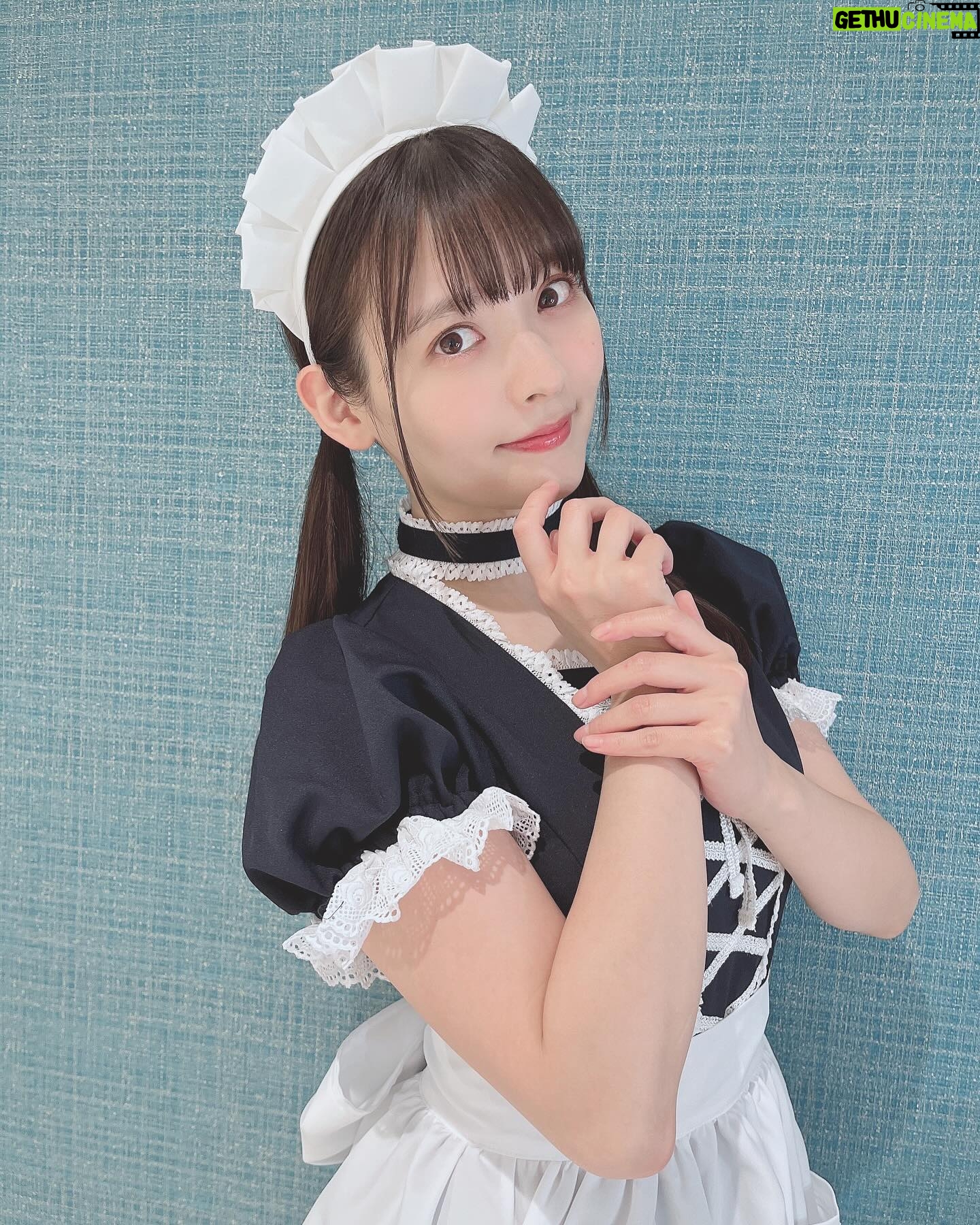 Sumire Uesaka Instagram - きんようび〜! メイドの日ですね〜っ! メイド!メイド!メイドはさいこう〜!! このメイド服は植村あかりさまとご一緒させていただいたメイド服なので家宝です…!!!!ずっと大切に着ます!!! 明日明後日はキンスパに参加しますよ〜っ! いらっしゃる方は何卒!!よろしくお願いいたしますっ!!ドキドキ!! そして皆さま、今週も一週間おつかれさまでした! 体調に気をつけて、すこやかな週末を過ごしましょうねっ!! #上坂すみれ