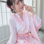 Sumire Uesaka Instagram - 「ディア・パンタレイ」リリースイベント、東京も無事終了いたしました〜！ あらためて、お越しくださった皆さま、行きたかった…！と念を送ってくれていた皆さま、ありがとうございますっ！ お箸をお渡しするのって縁起がいいんですね〜！新年度のみんなもすこやかになれますように！！念っ！！ 今回のリリースイベントは和風シリーズなお衣装でお届けしました！春らしいピンクのお衣装、あったかい今日にぴったりですな！ 大阪でたこ焼き食べそこねたのを思い出したので、たこ焼き、食べます！！ぜったい！！ それでは皆さま、すこやかな日曜日をお過ごしくださいませ〜っ！！ #上坂すみれ 衣装　@natsu_no_mizu ヘアメイク　@yumikasawanishi